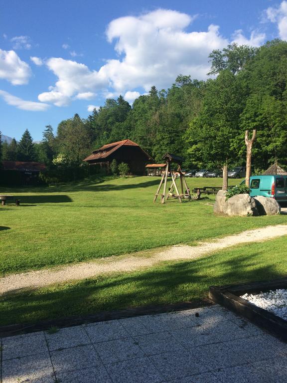 Gostisce Smuk Hotel Križe Buitenkant foto
